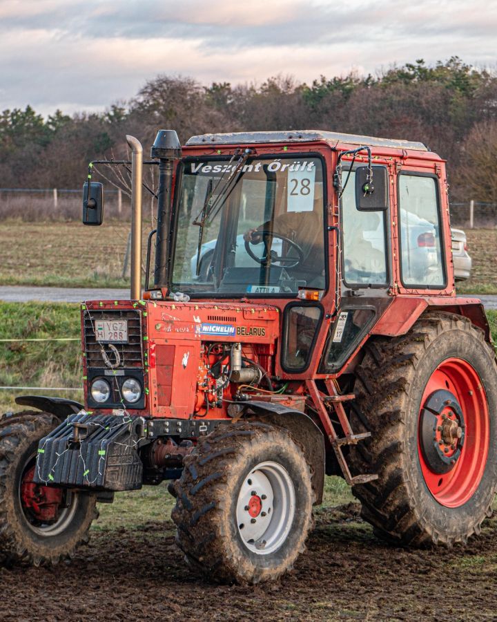 Traktorfényes Advent - gazdatalálkozó