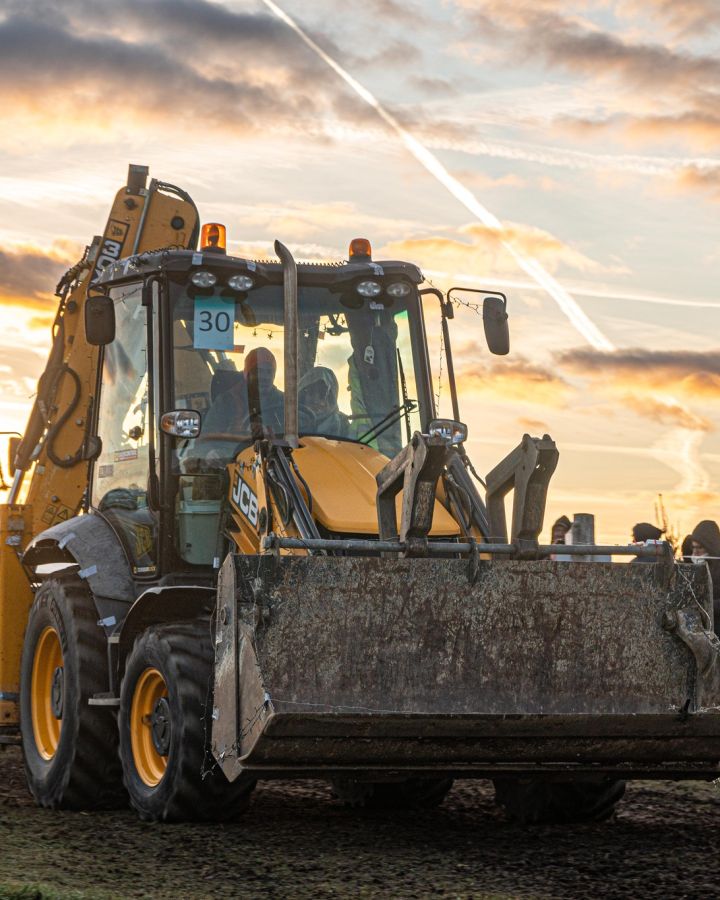 Traktorfényes Advent - gazdatalálkozó