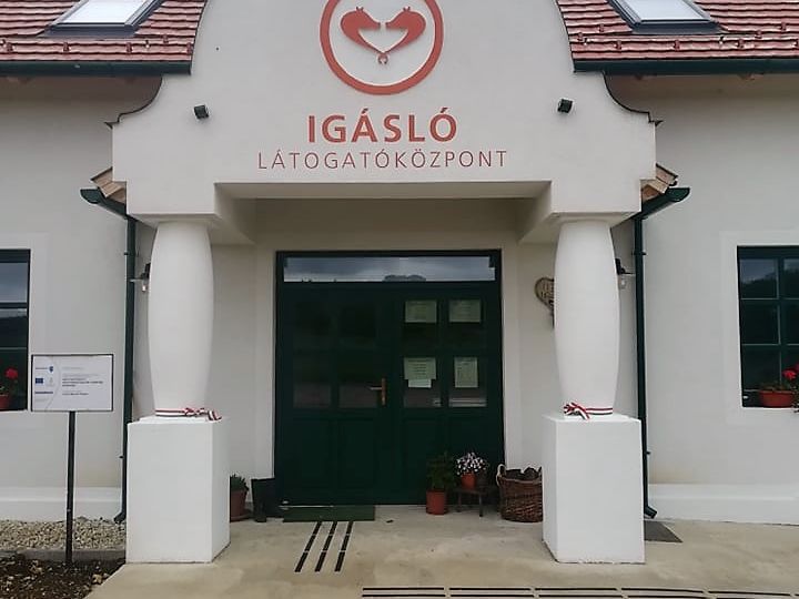 Épületünk kívül és belül