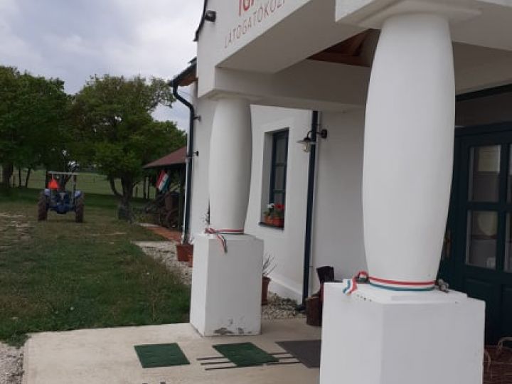 Pünkösdi és nyári nyitvatartás