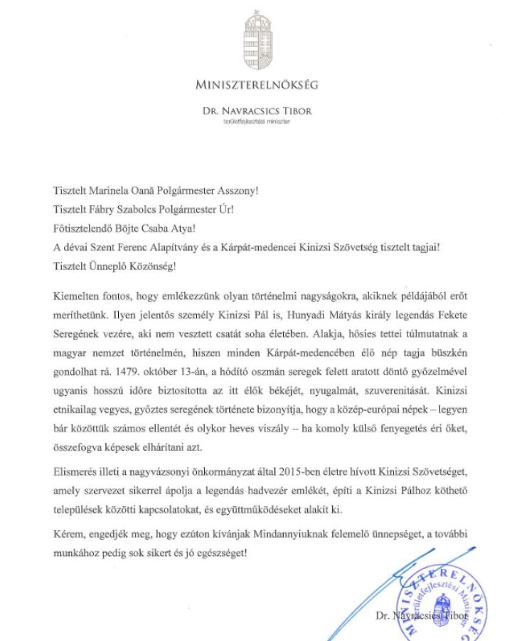 Navracsics Tibor miniszter üdvözlő sorai