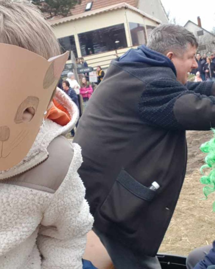 Alapítványunk a nagyvázsonyi lovas farsangon jubilált