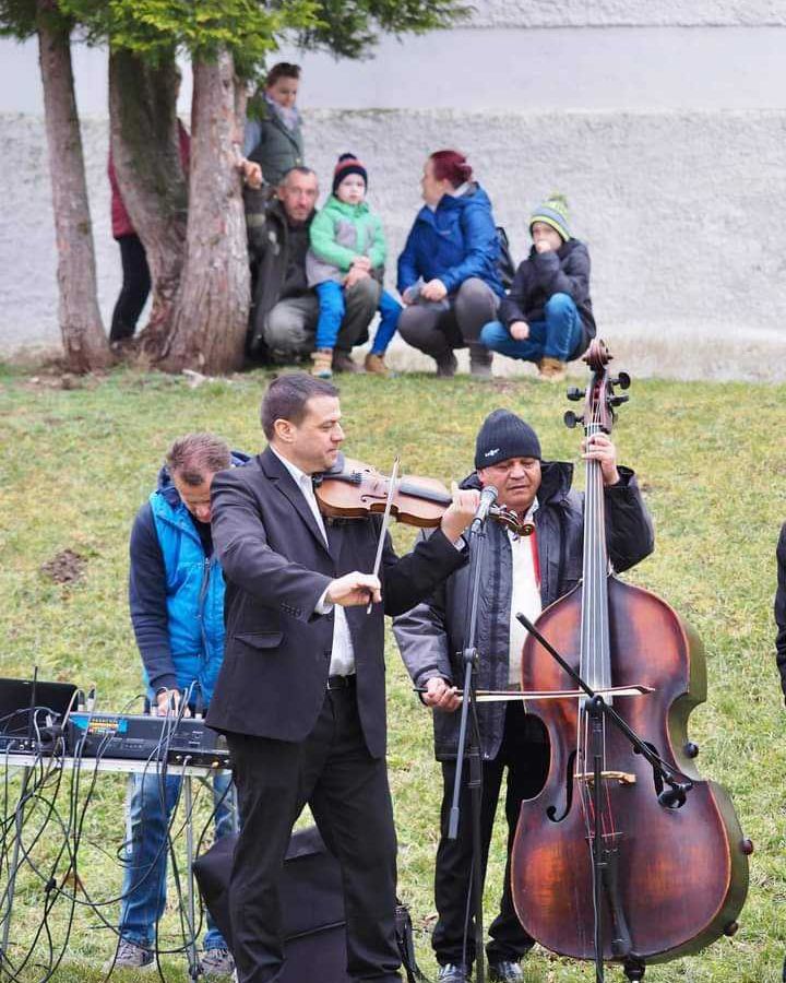 Alapítványunk a nagyvázsonyi lovas farsangon jubilált