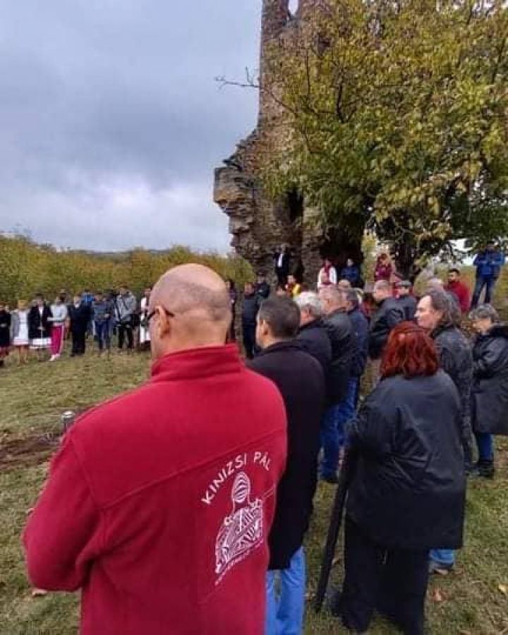 Hivatalosan is az alapítványunké egy darabka Kenyérmező, egy szelet Erdély