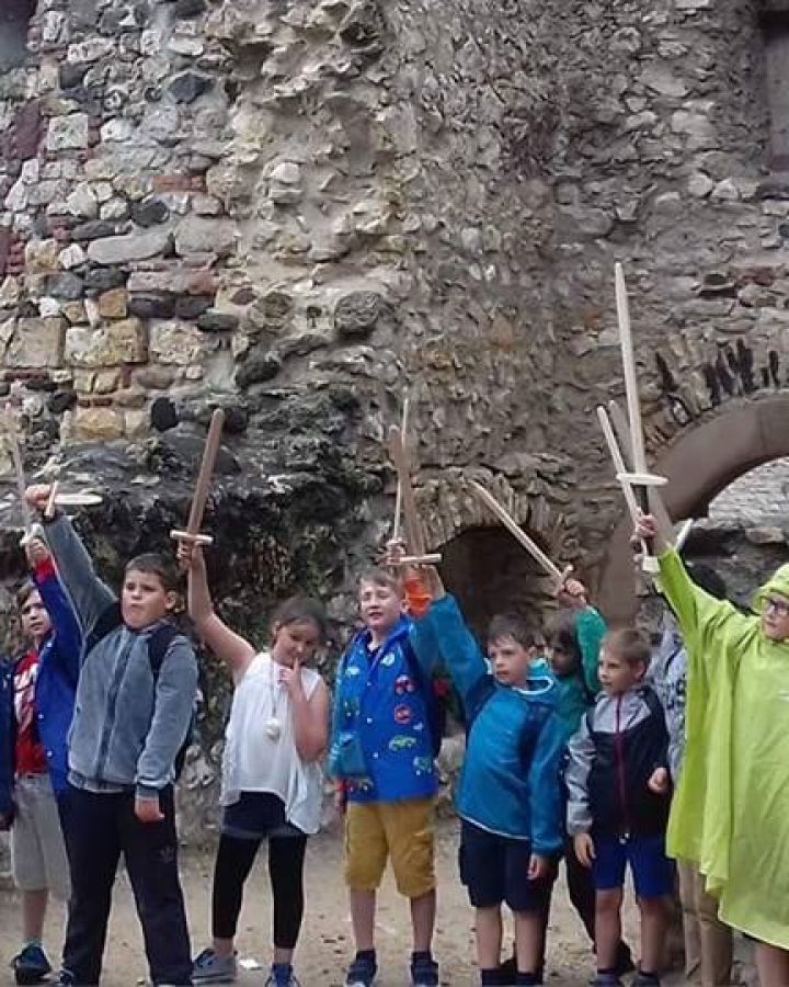 Elkezdődött a Himfy Bandérium Végvári Akadémiája a Kinizsi Várban! 